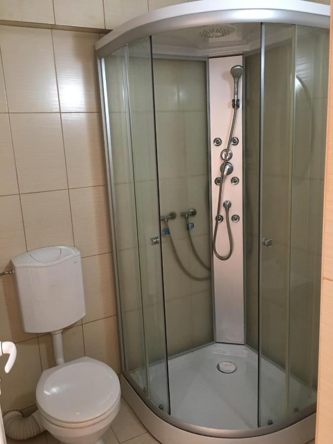 Cazare Hofmann Arad Bagian luar foto